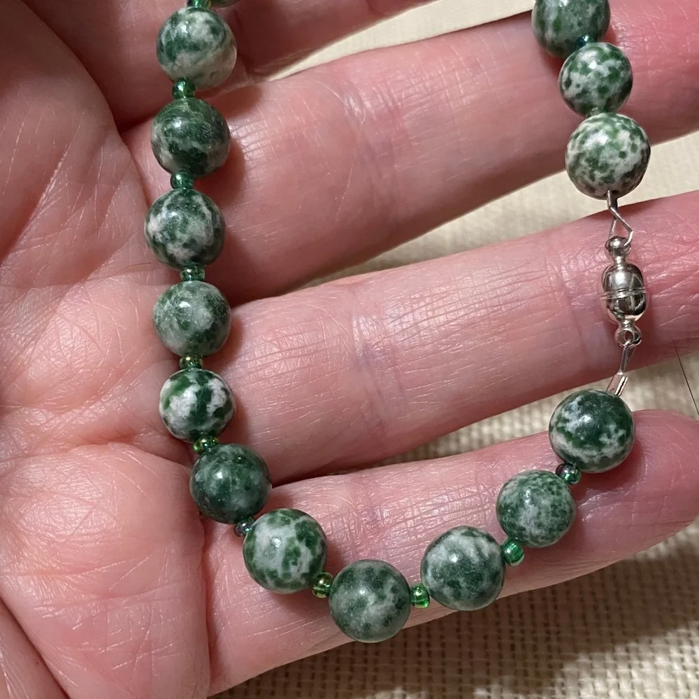 Elegant Natural Green tree agate gemstone Beaded 8” Bracelet